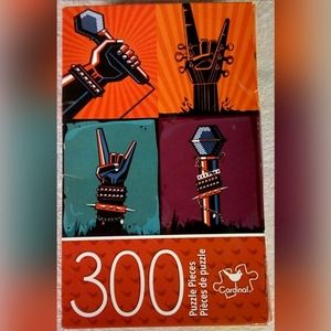 300 PIECES SMALL MUSIC PUZZLE NEW IN BOX